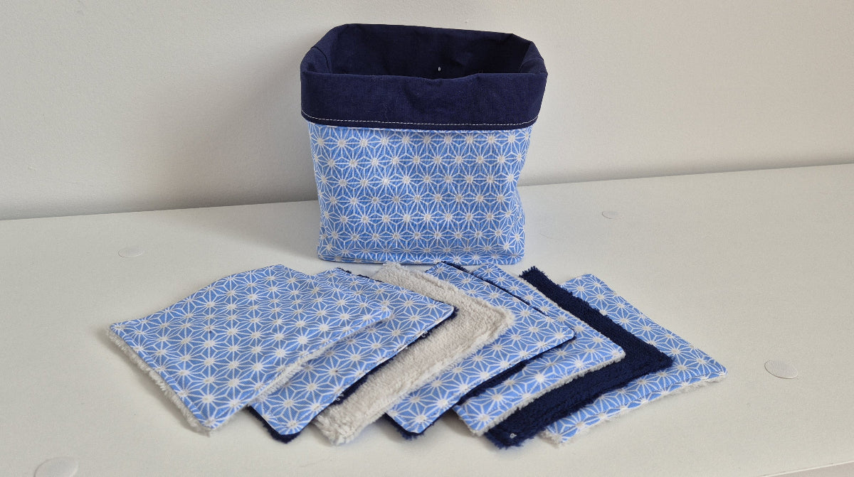 panière et semainier de lingettes geomag bleu ciel