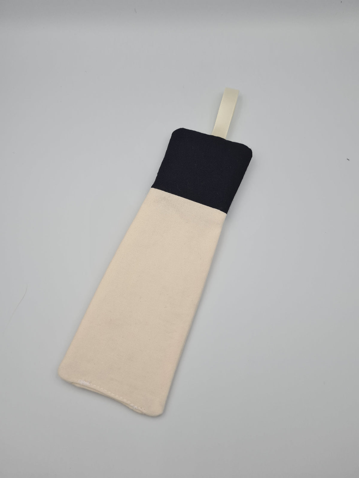marque page noir et beige uni