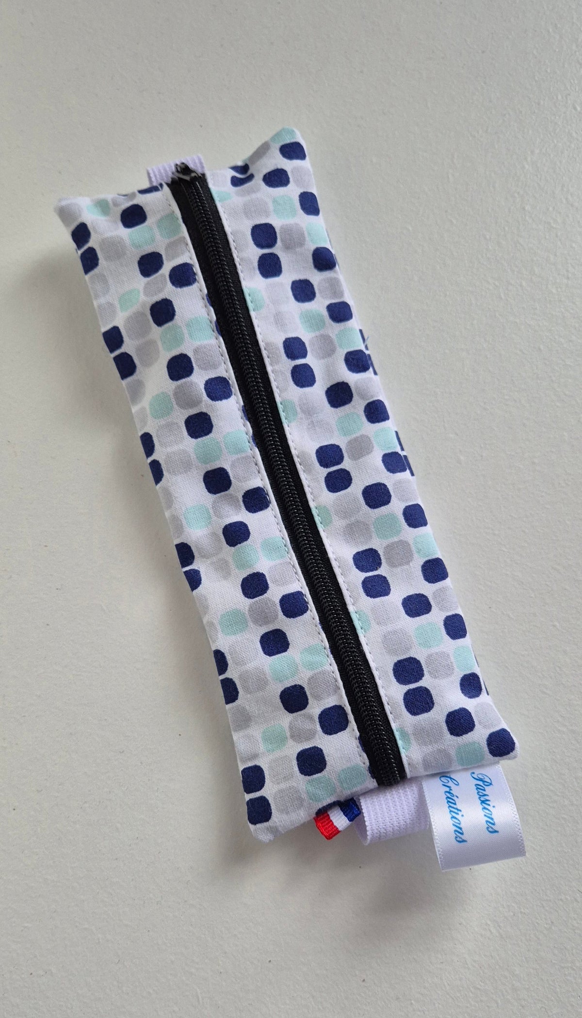trousse pour carnet motif carré bleu et gris