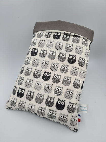 pochette de livre  hiboux gris noir