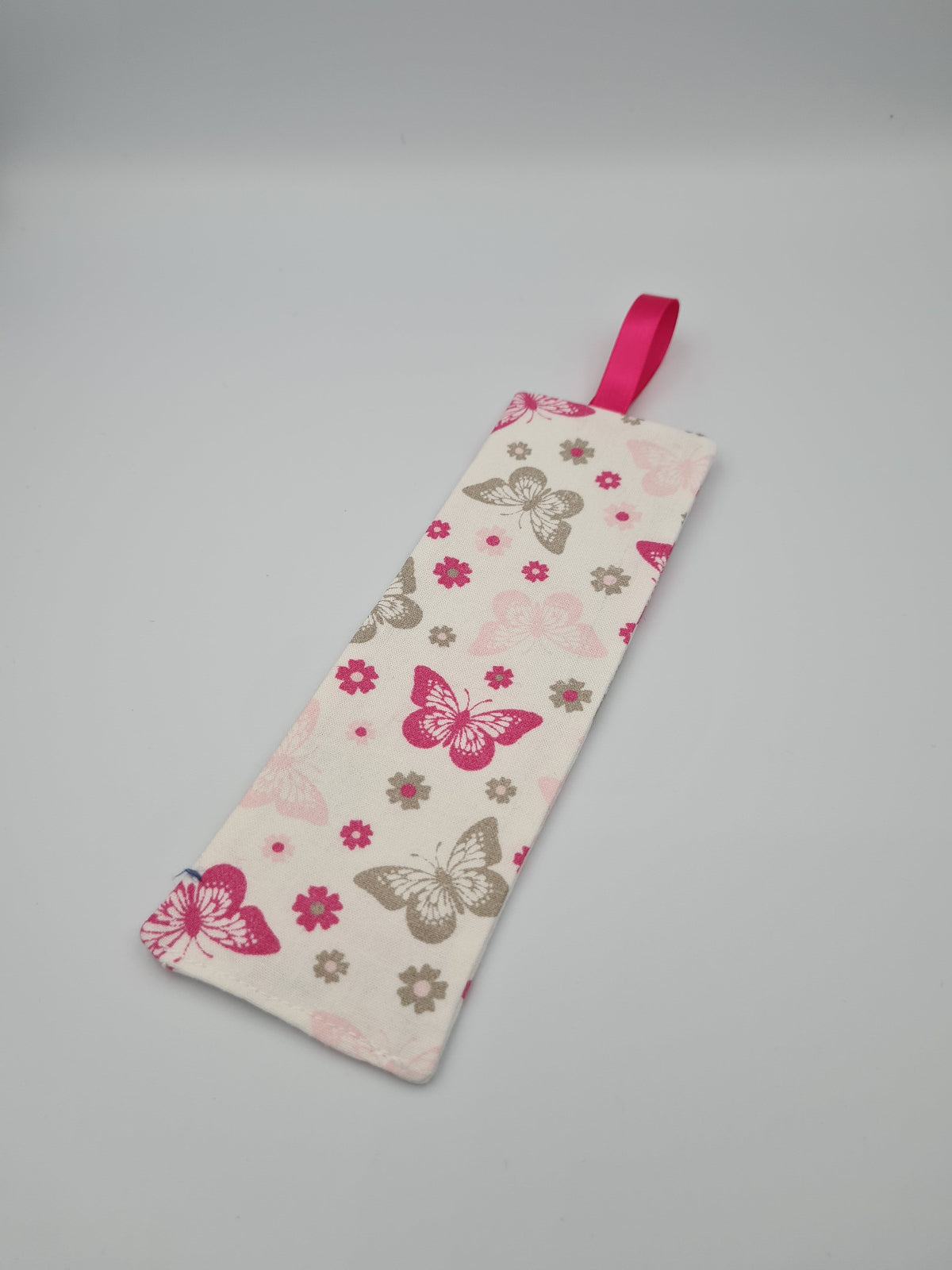 marque page motif papillon rose et taupe