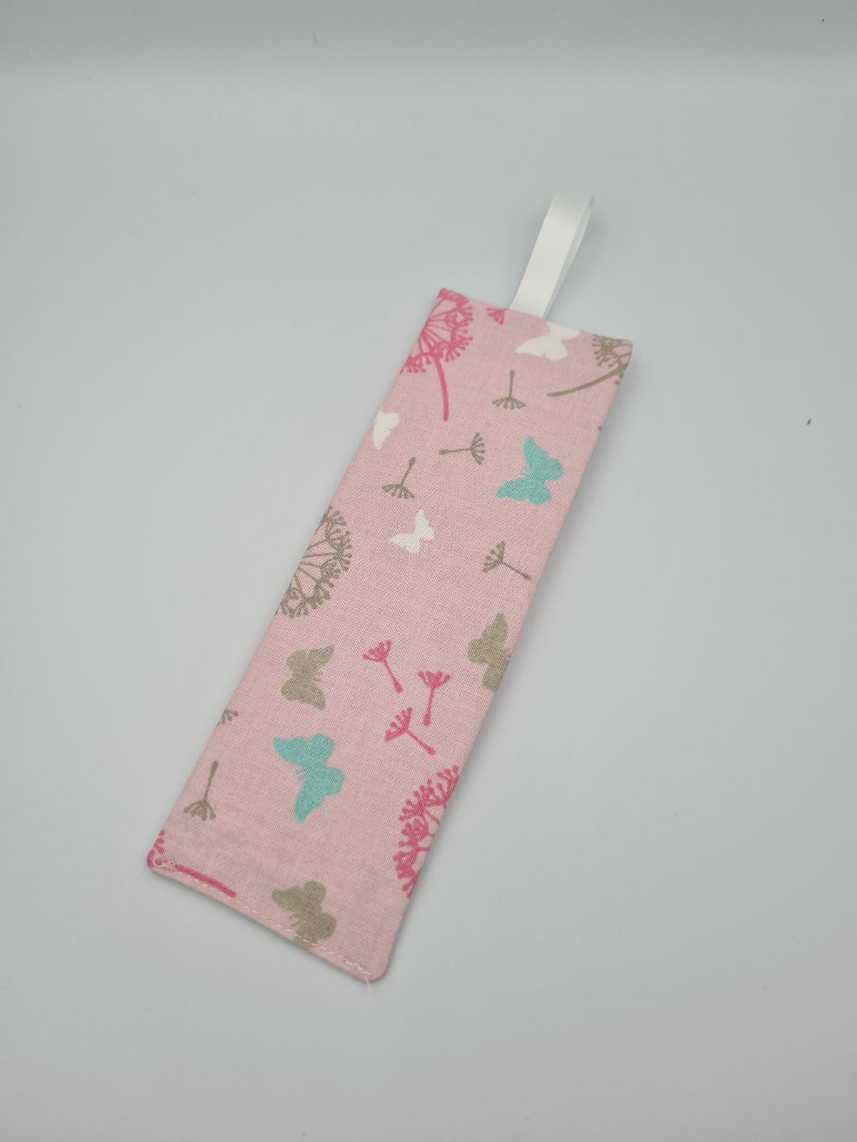 marque page rose motif pollen et papillon